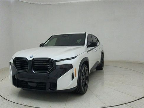Used 2023 BMW XM Base image 65