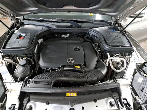 Certified 2022 Mercedes-Benz GLC 300 image 33