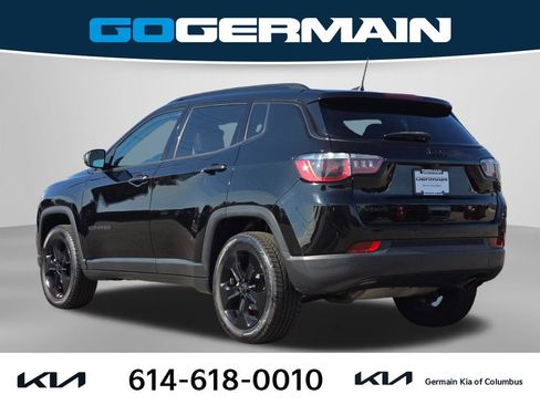 Used 2020 Jeep Compass Latitude AWD/4WD image 10
