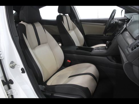 Used 2017 Honda Civic Sport image 15