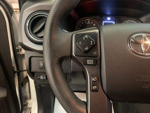 Used 2023 Toyota Tacoma TRD Sport w/ Technology Package AWD/4WD image 27