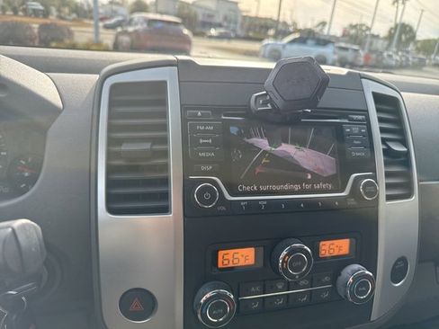 Used 2015 Nissan Frontier SV w/ SV Value Truck Package image 3