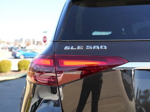 Certified 2025 Mercedes-Benz GLE 580 4MATIC image 16