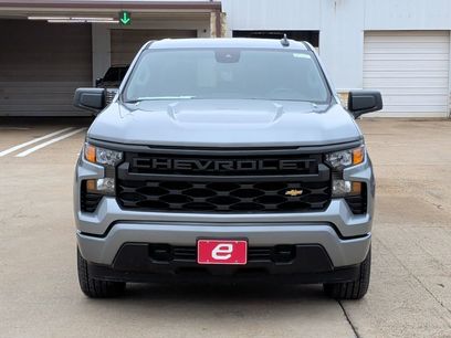 New 2025 Chevrolet Silverado 1500 Custom