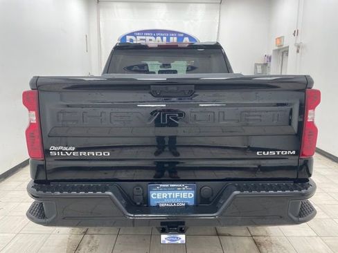 Certified 2024 Chevrolet Silverado 1500 Custom image 19