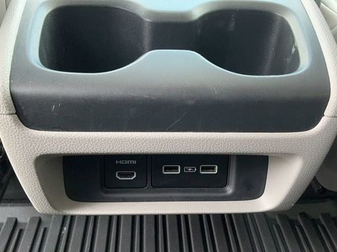 Used 2023 Honda Odyssey Elite image 45