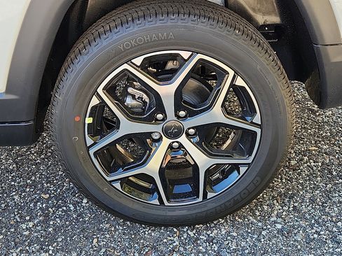 New 2026 Jeep Compass Limited image 5