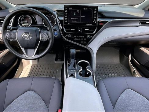 Used 2021 Toyota Camry LE w/ Audio Upgrade Package FWD image 7