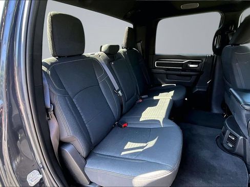 Certified 2026 RAM 2500 Big Horn AWD/4WD image 18