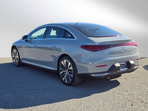 New 2026 Mercedes-Benz EQE 320 4MATIC Sedan image 5