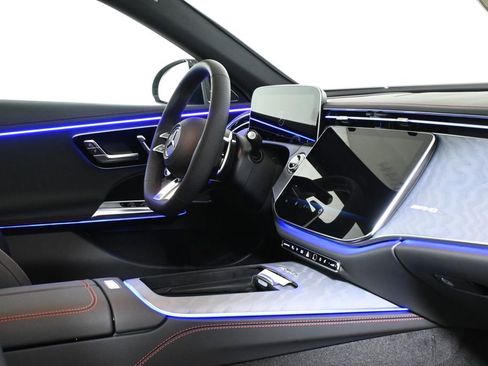 New 2026 Mercedes-Benz E 53 AMG e 4MATIC Sedan image 31