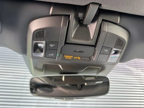 Certified 2026 Porsche 911 Carrera RWD image 32