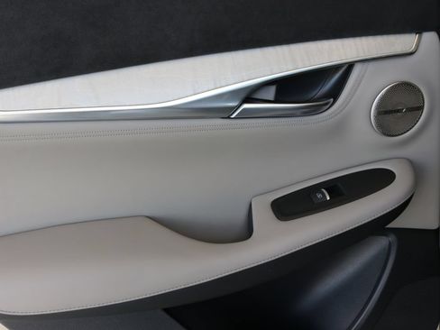 Used 2023 INFINITI QX50 Sensory AWD/4WD image 33
