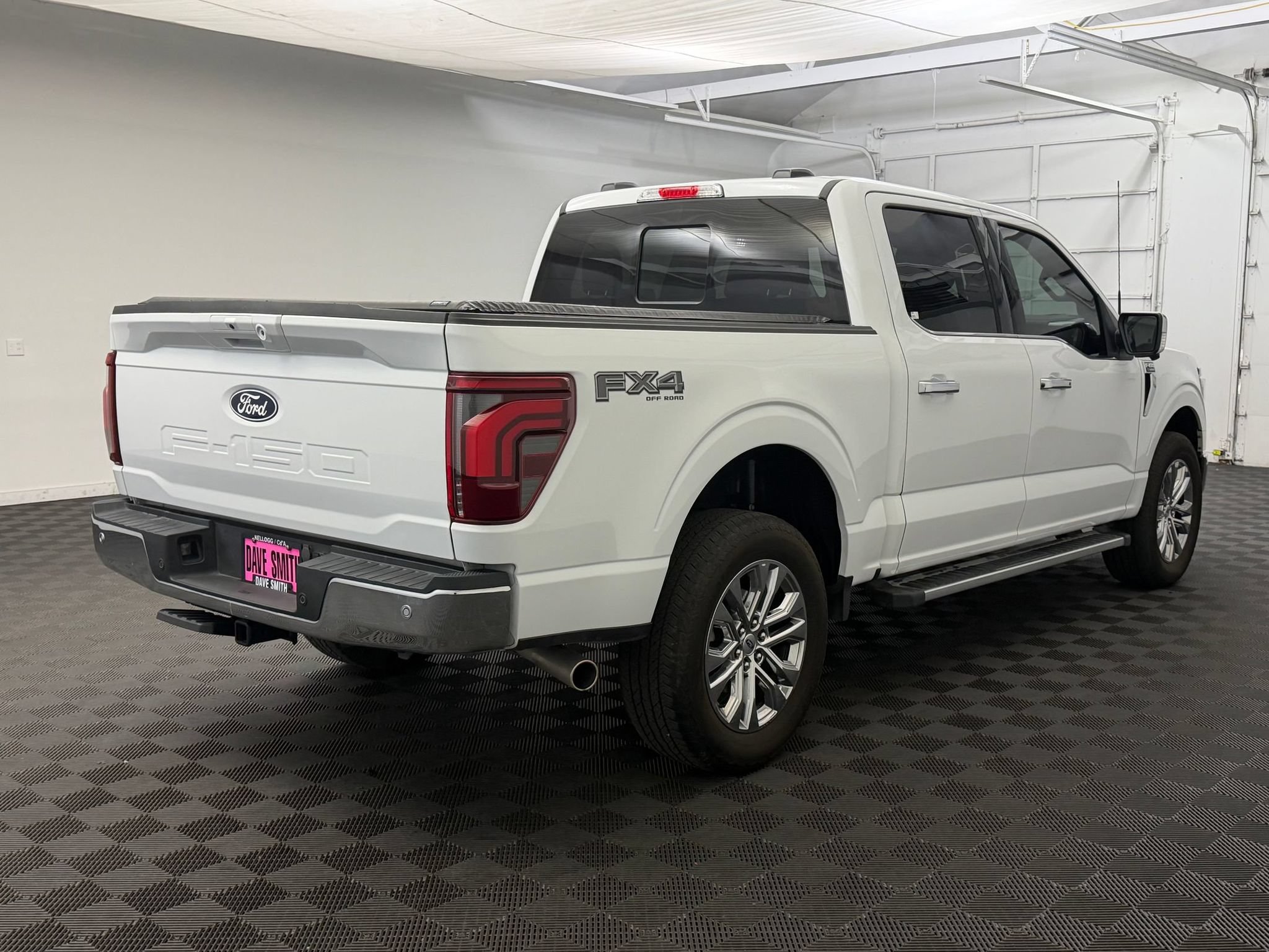 Used 2025 Ford F150 Lariat w/ Equipment Group 501A Mid AWD/4WD image 27