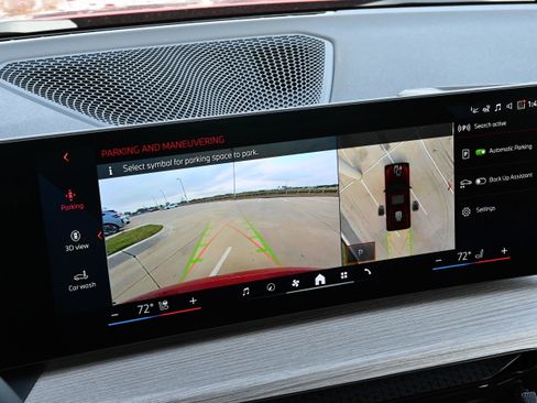 New 2026 BMW 330i Sedan w/ M Sport Package image 15