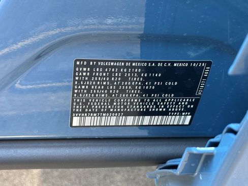 New 2026 Volkswagen Tiguan SE R-Line image 18