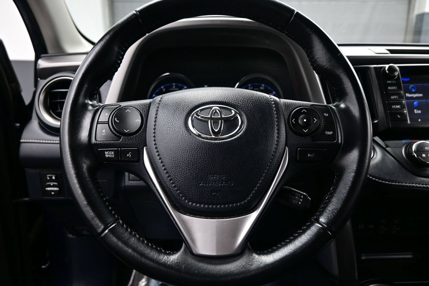 Used 2017 Toyota RAV4 Limited w/ Carpet Mat Package AWD/4WD image 28
