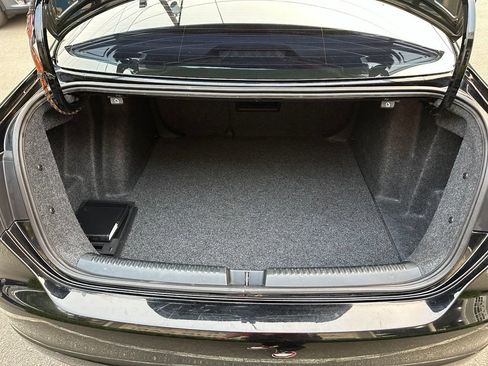 Used 2012 Volkswagen Jetta TDI FWD image 18