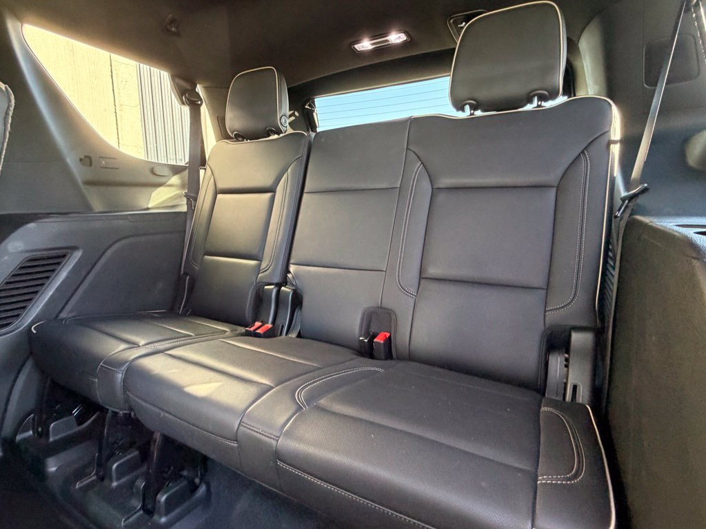 Used 2021 Chevrolet Tahoe Premier w/ Premium Package AWD/4WD image 11