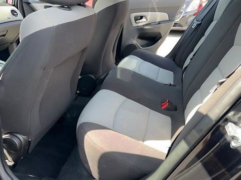 Used 2016 Chevrolet Cruze LS image 23