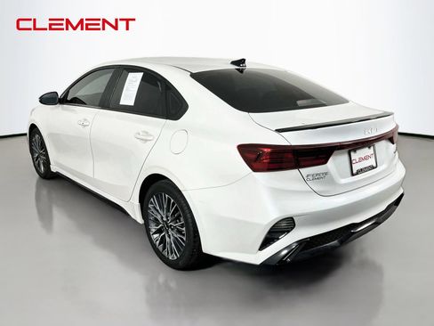Used 2023 Kia Forte GT-Line w/ GT-Line Technology Package FWD image 9