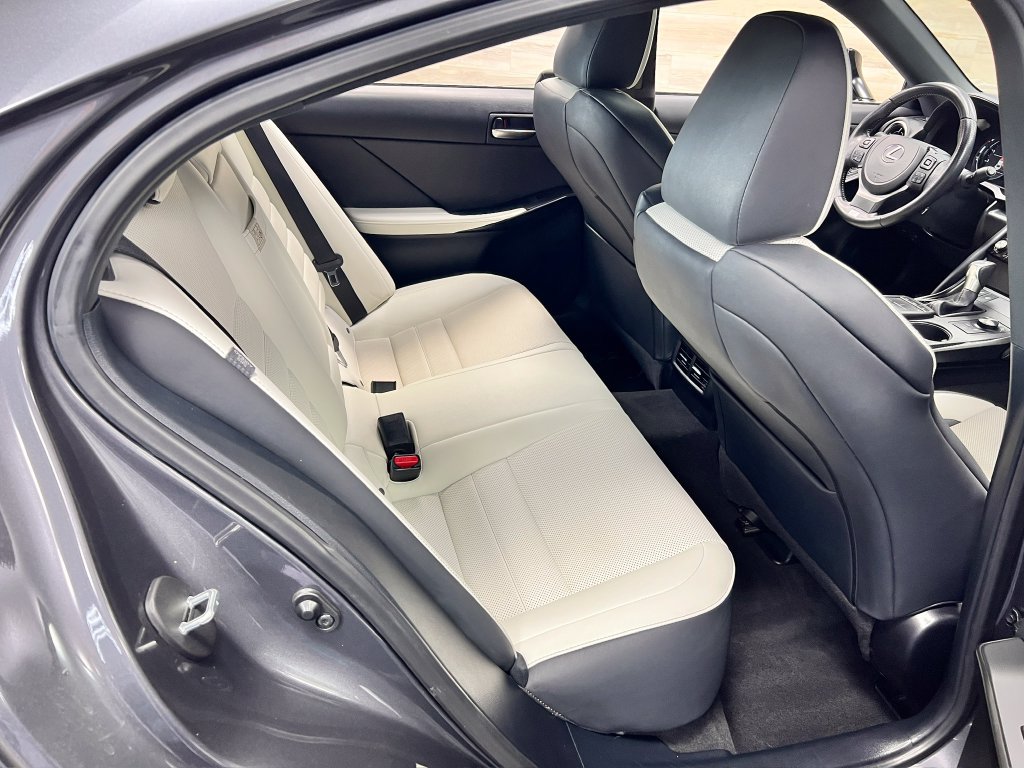 Used 2022 Lexus IS 350 F Sport w/ Navigation Package RWD image 19