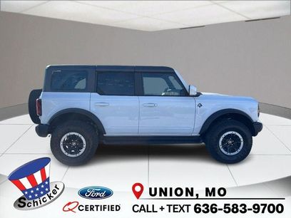 New 2025 Ford Bronco Outer Banks w/ Sasquatch Package