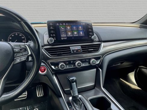Used 2022 Honda Accord Sport image 9