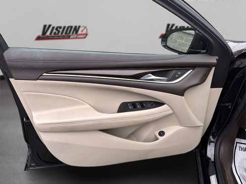 Used 2017 Buick LaCrosse Preferred image 21