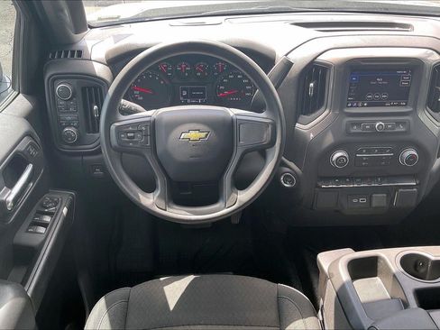 Used 2025 Chevrolet Silverado 1500 Custom w/ LPO, Dark Essentials Package AWD/4WD image 5