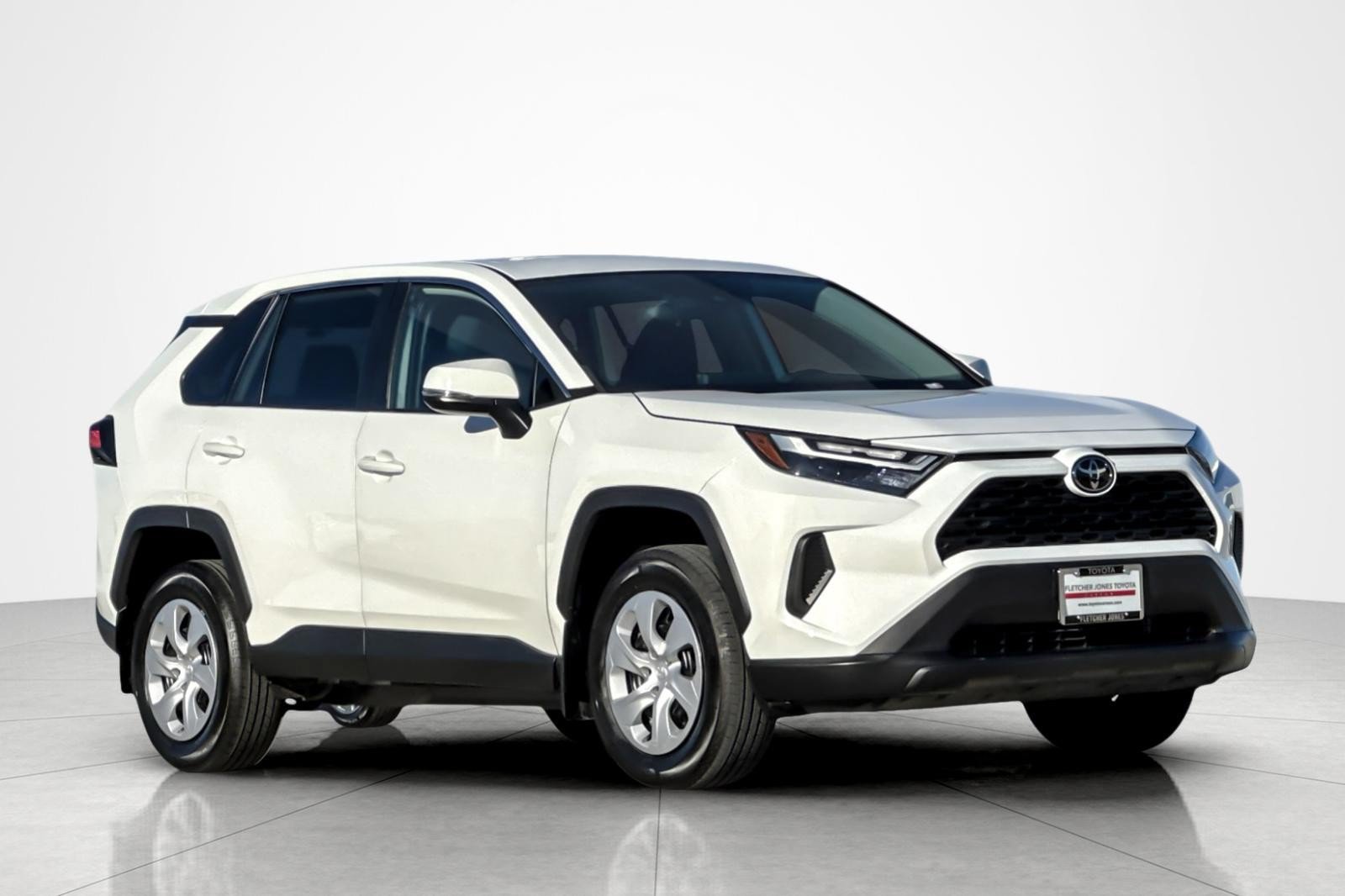 Certified 2024 Toyota RAV4 LE FWD image 7