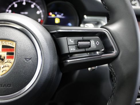 New 2026 Porsche Macan image 29