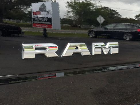 Used 2023 RAM 3500 Laramie w/ Chrome Bumper Package AWD/4WD image 15