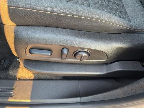 Certified 2023 Chevrolet Equinox LT w/ LPO, Floor Liner Package image 14