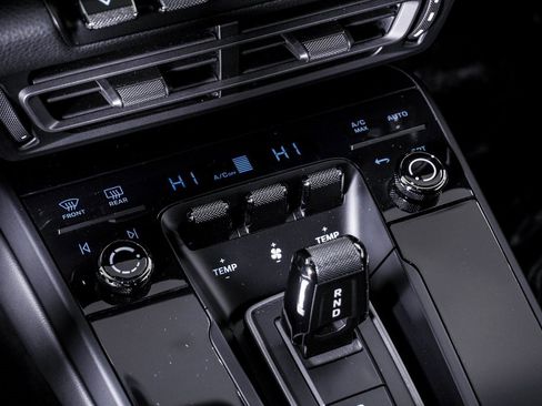 Certified 2024 Porsche 911 Carrera GTS image 28