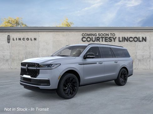 New 2026 Lincoln Navigator L Reserve AWD/4WD image 1