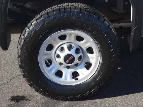 Used 2023 GMC Sierra 3500 Pro w/ Convenience Package image 34