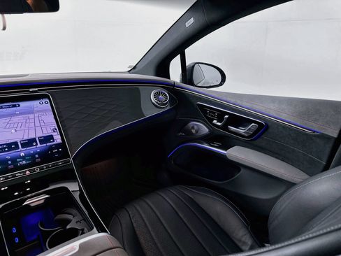 Used 2022 Mercedes-Benz EQS 450+ Sedan image 26