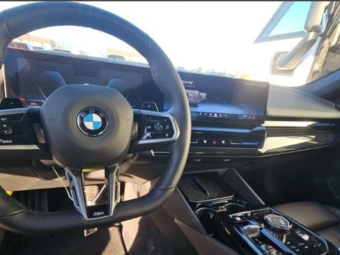 Used 2026 BMW 530i xDrive image 5