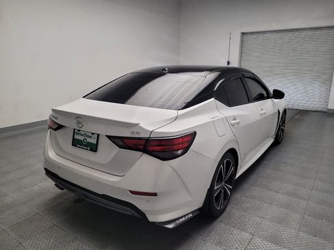 Used 2021 Nissan Sentra SR FWD image 9
