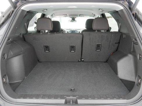 Used 2024 Chevrolet Equinox LT w/ LPO, Floor Liner Package image 18