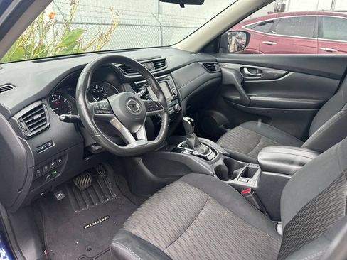 Used 2019 Nissan Rogue SV FWD image 5