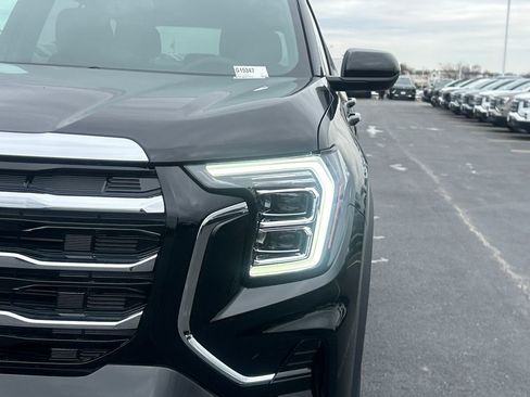 New 2026 GMC Terrain Elevation AWD/4WD image 11