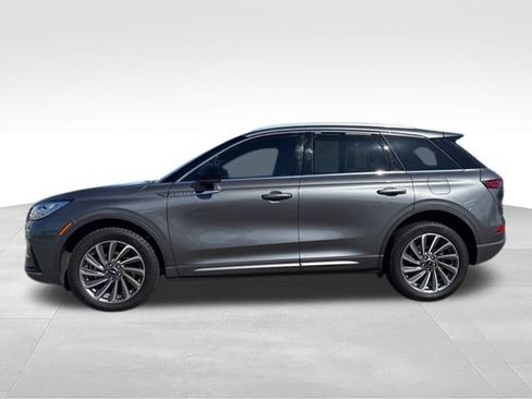 Used 2023 Lincoln Corsair Reserve AWD/4WD image 10