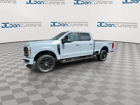 New 2026 Ford F250 Lariat w/ Black Appearance Package AWD/4WD image 4