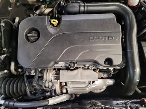 Used 2022 Chevrolet Malibu LT FWD image 30