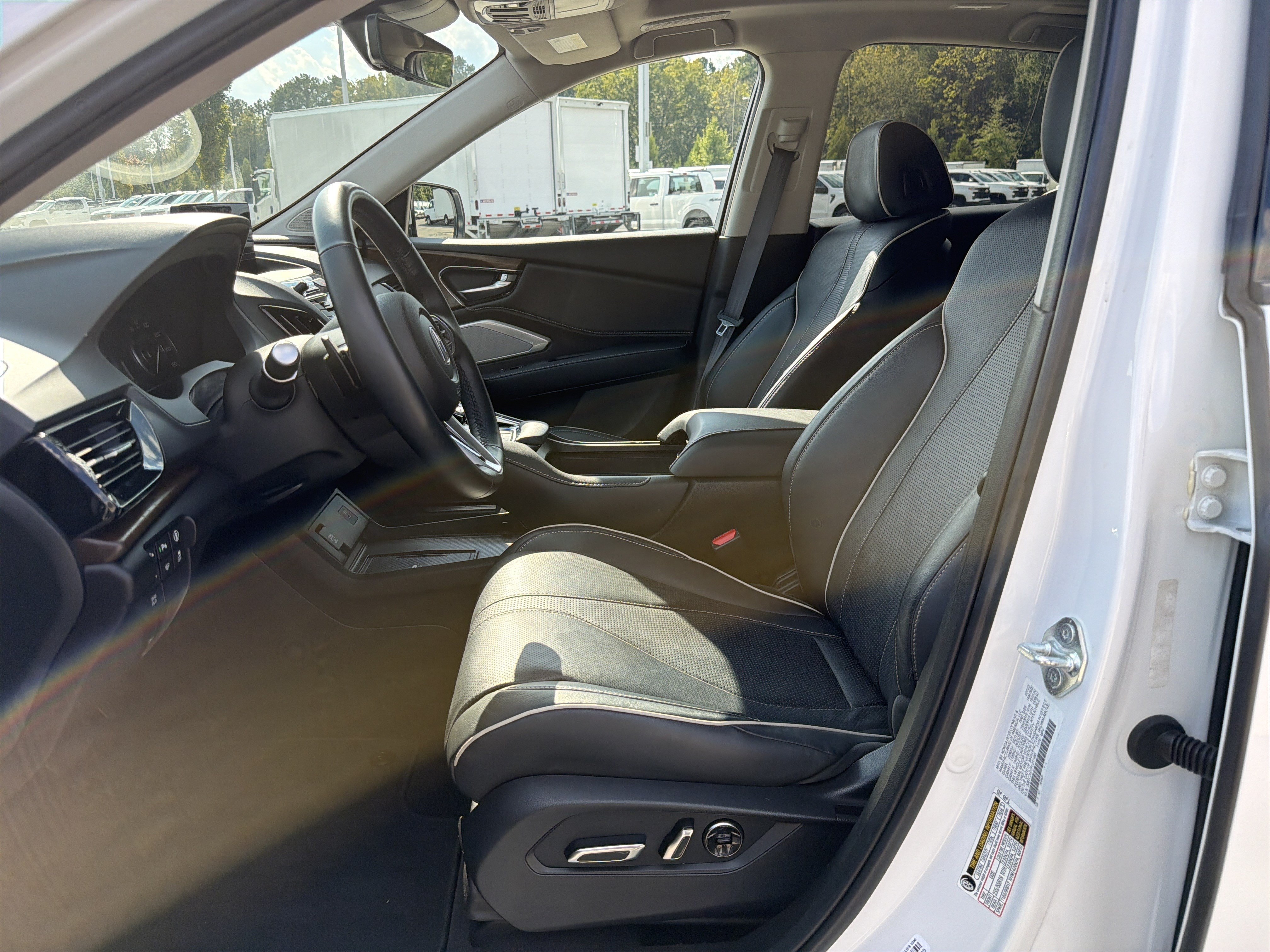 Certified 2023 Acura RDX w/ Advance Package AWD/4WD image 16