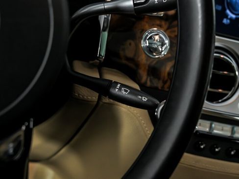 Used 2010 Rolls-Royce Ghost RWD image 33