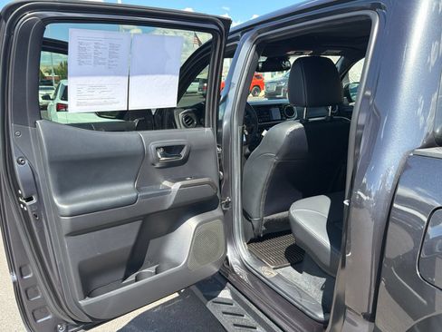 Certified 2022 Toyota Tacoma Limited w/ Nightshade Package AWD/4WD image 25