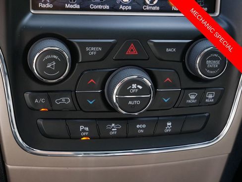 Used 2015 Jeep Grand Cherokee Overland w/ Advanced Technology Group image 24